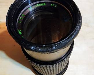 Quantaray Zoom Auto 80-200mm Lens