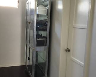 Disassembles for easy transport