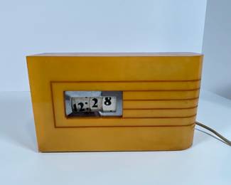 Art Deco Bakelite Clock