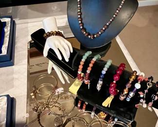 TIGER EYE Necklace & Bracelets