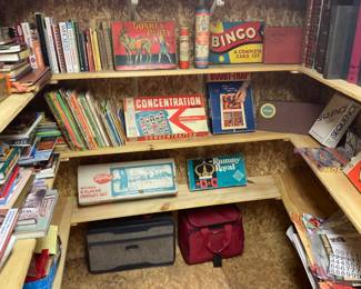 VINTAGE GAMES AND CHILDRENS BOOKS