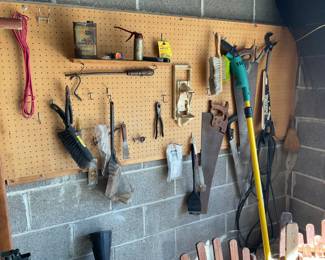 HAND TOOLS
