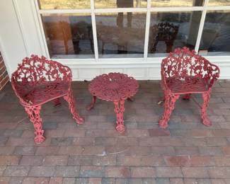 WROUGHT IRON GARDEN FURNITURE.    VINTAGE 
