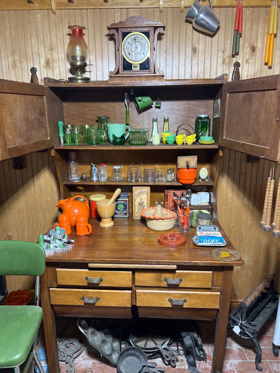 25 off Sunday Hurst Estate Sale by Forever... starts on 3/16/2024