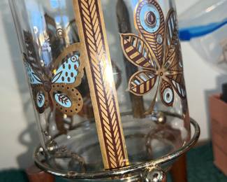 Ooh wow! George Briard? Coffee maker press gizmo