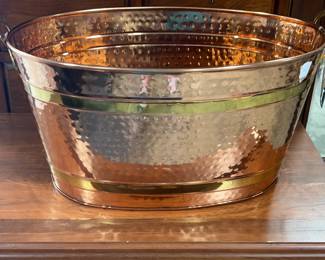 Old Dutch International Party Tub