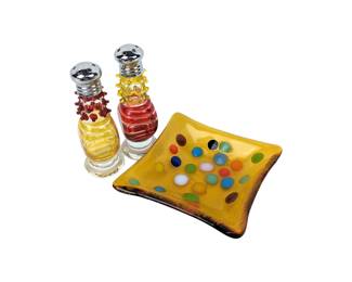 #148 • Lucia Massari Signed Art Glass Dish & Art Glass S&P Shakers
