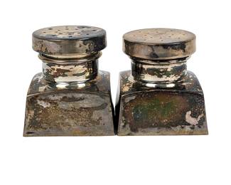 #149 • Sterling Silver Reproduction George Washington Silver Salt & Pepper Shakers

