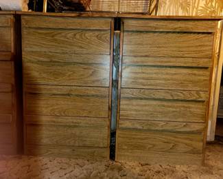 $10 each dresser - 39" tall we have 4 available