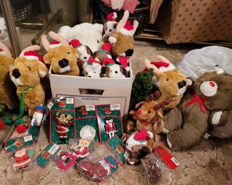 More (new) 1980s Xmas plushies & ornaments