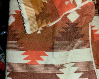 $10 - vintage fleece queen size blanket