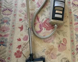 Electrolux Model LE Vacuum Cleaner