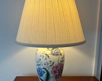 Floral Design Porcelain Lamp