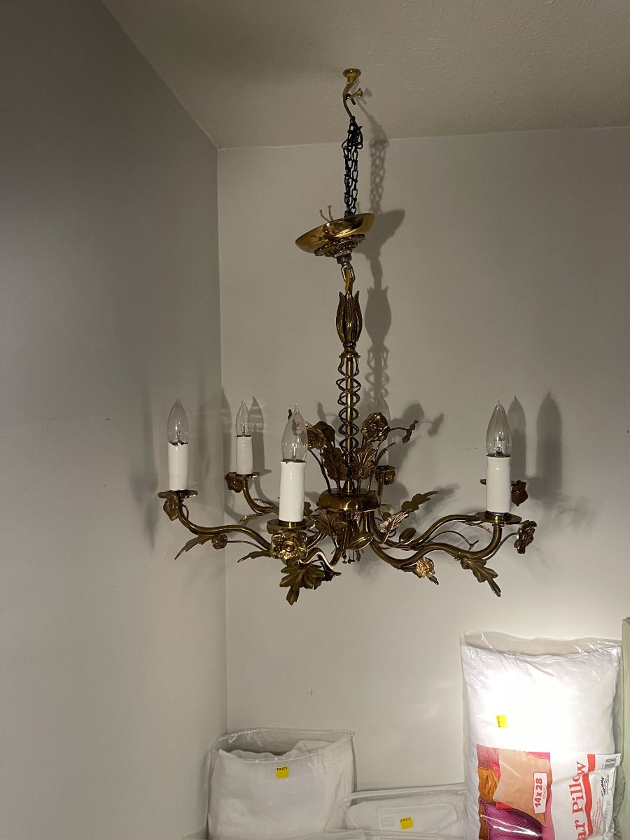 ICT ESTATE SALES TALLGRASS HOME KITCHEN... starts on 2/22/2024