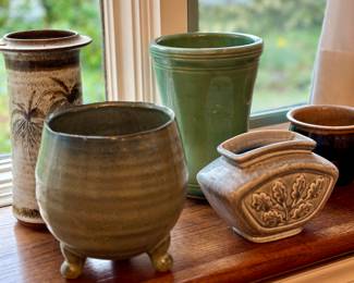 Ceramic and studio pottery vases; Rorstrand Sweeden (lower R, grey)