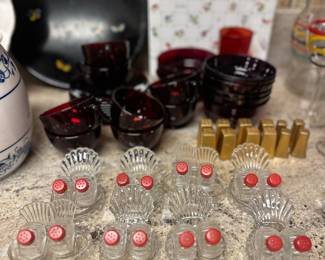 Set of 8 Vintage Salt and Pepper with Turkey Fantail trays