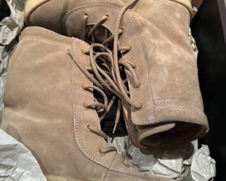 Yeezy boots 