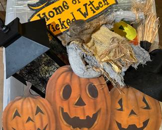 Halloween decorations 