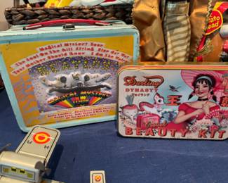 The Magical Mystery Tour vintage lunchbox 