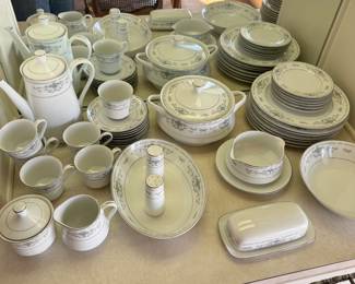 ENTIRE CHINA SET FROM JAPAN