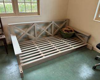 Sleeping swing with rope and hardware