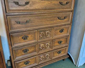 Mid-century chest of drawers