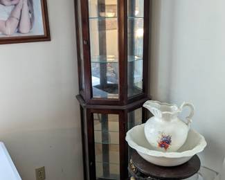 Curio cabinet