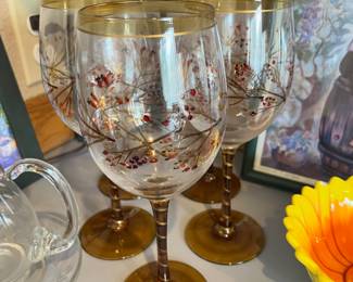 Set of 5 Pier 1 Berries Wine Glasses