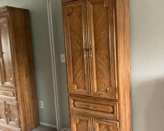 4 Piece Tiger Oak Bedroom Set