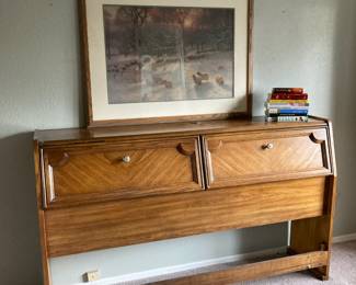 4 Piece Tiger Oak Bedroom Set