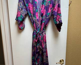 California Dynasty Nordstrom Purple/Pink Floral Print Robe