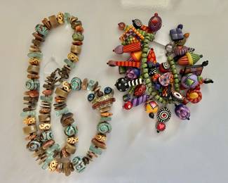 Frog glass beaded necklace , colorful bracelet