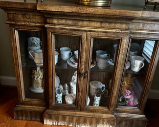 Small curio, has some marks at botom edge