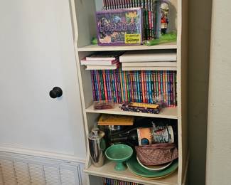 Goosebump books, Vtg 1996 Goosebumps Pair Grave Bookends Reading is a Scream Curly Skeleton, R L Stine Goosebumps 25th Anniversary Retro Set (Goosebumps) in tin new