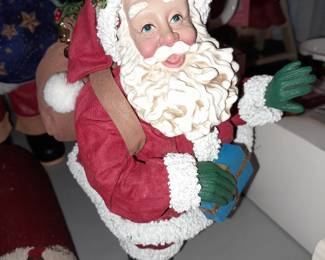 Clothtique Possible Dreams Santa Decor Figure