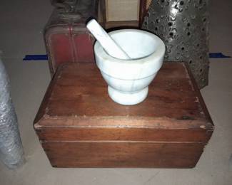 Marble Mortar And Pestle Set W/ Wooden Box