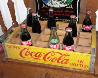 Antique Yellow Coca-Cola Wooden Crate W/ Bottles in BEAUTIFUL CONDITION!