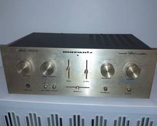 Marantz Model 1060B Console Stereo Amplifier