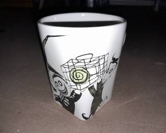 SUPER RARE Nightmare Before Christmas 4 Piece Place Setting From The Walt Disney Gallery (2 Sets Available)