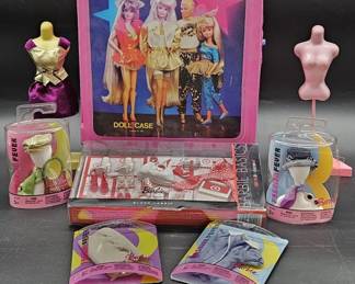 Barbie Case & Accessories