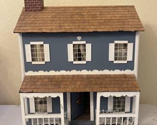 Vintage Wooden Country Farmhouse Dollhouse