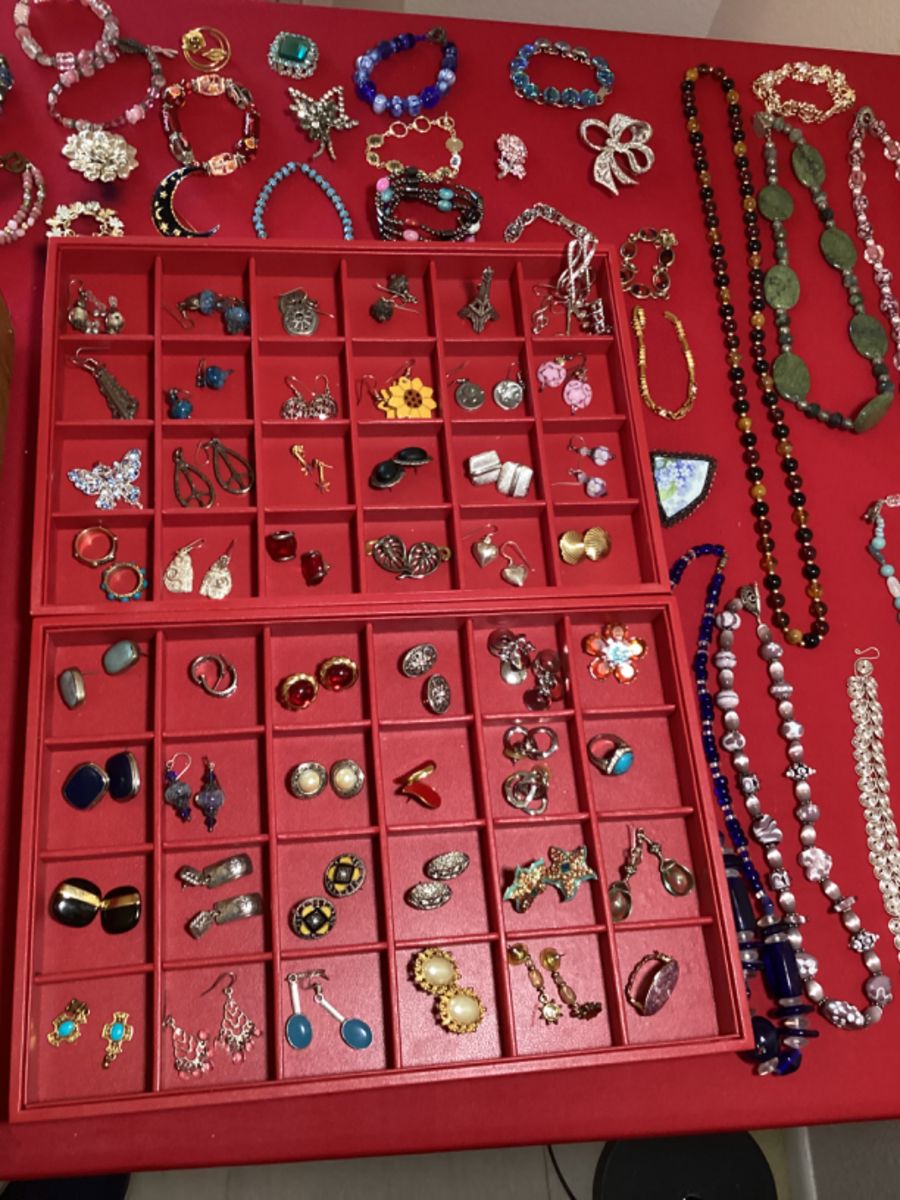 A electricians honey hole sale in Sun City West, AZ starts on 2/20/2024