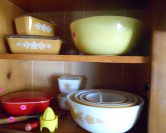 Pyrex bowl sets