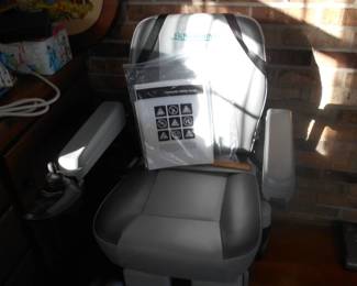 HOVERROUND CHAIR  ONLY 15 MONTHS OLD