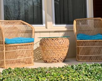 VINTAGE WICKER