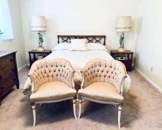 HOLLYWOOD REGENCY TUFTED BARREL CHAIRS