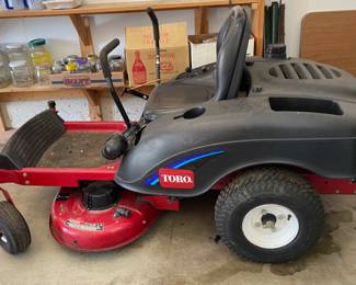 TORO ZERO TURN LAWNMOWER