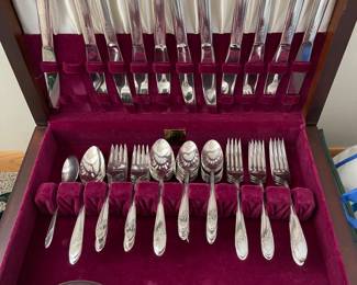 SILVERWARE SETS