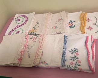 VINTAGE HAND EMBROIDERED PILLOW CASES