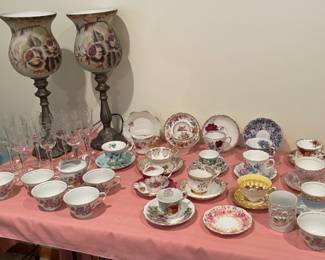 CUPS AND SAUCERS, FLORAL LAMPS